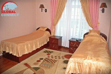 Отель Ideal 5